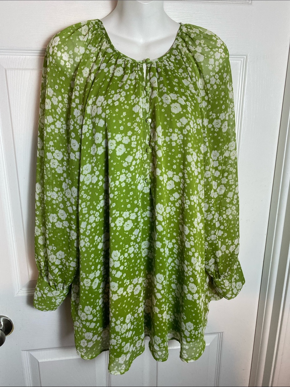 LC Lauren Conrad Lime Green and White Floral Peasant Blouse